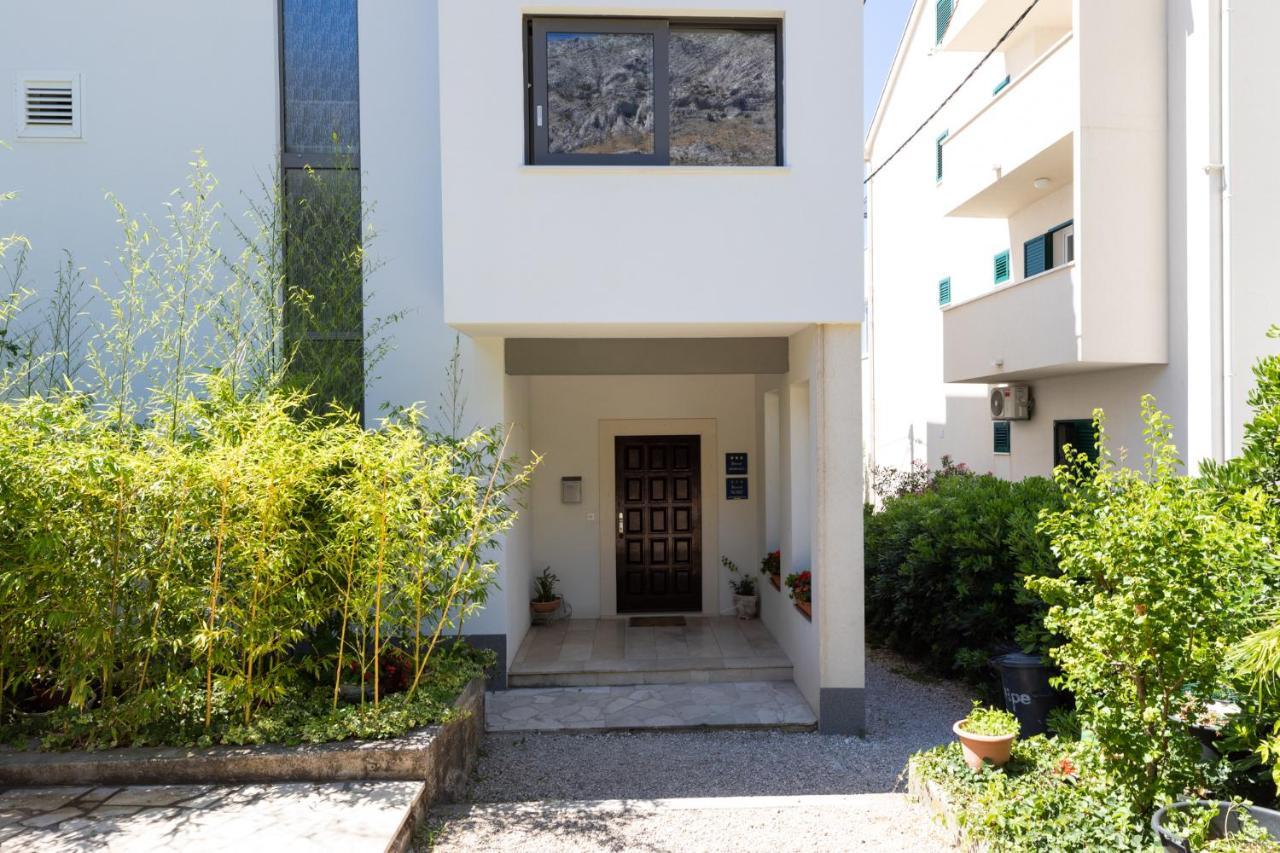 Luxury Apartman Tinel Mimice Exterior foto